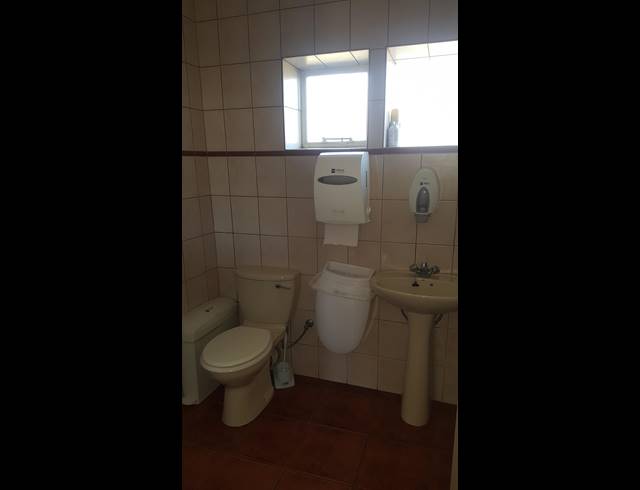 2,287M² BUSINESS FOR SALE IN VANDERBIJLPARK SE 3
